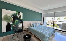 Beautiful Apartment Top Location!